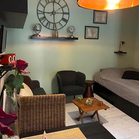 Equipe, Emplacement Ideal Apartment *